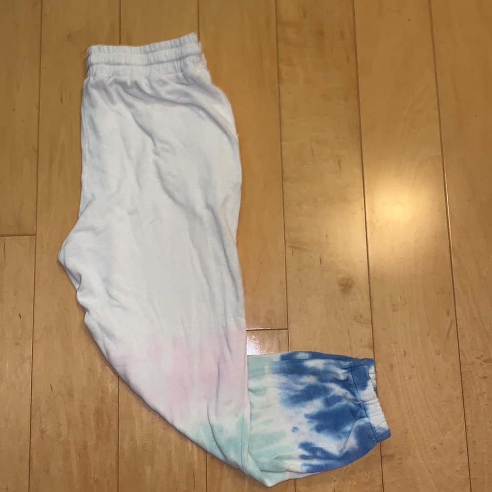Splendid white and tie dye joggers